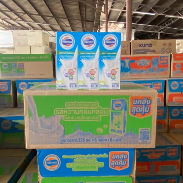 โฟร์โมสต์ นม 225 มล. หวาน